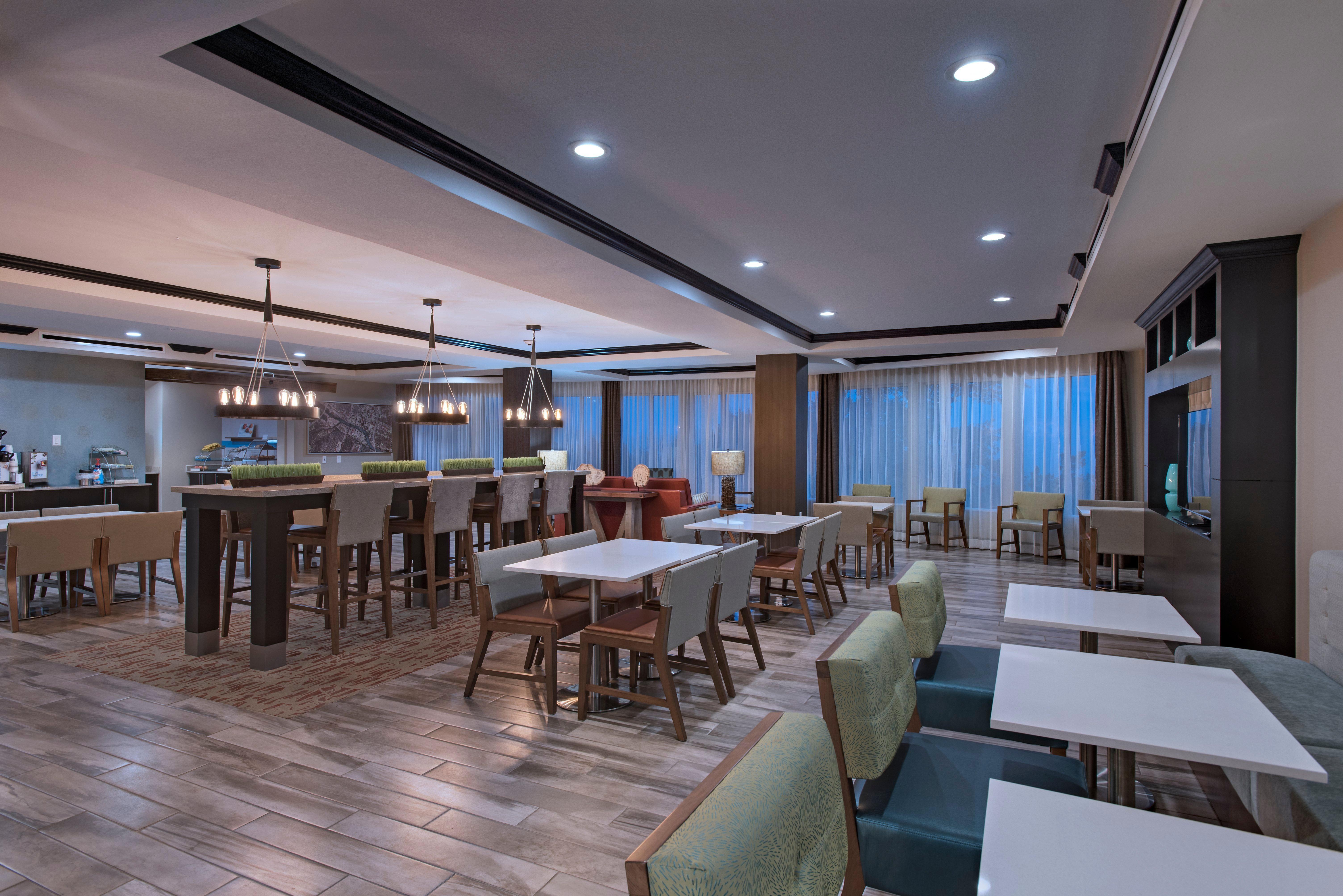 Holiday Inn Express & Suites Austin Nw - Four Points By Ihg Eksteriør bilde